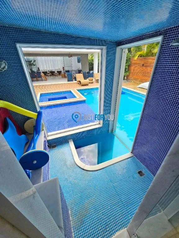Casa com 4 dormitórios e 5 banheiros, 650 m² — photo 10