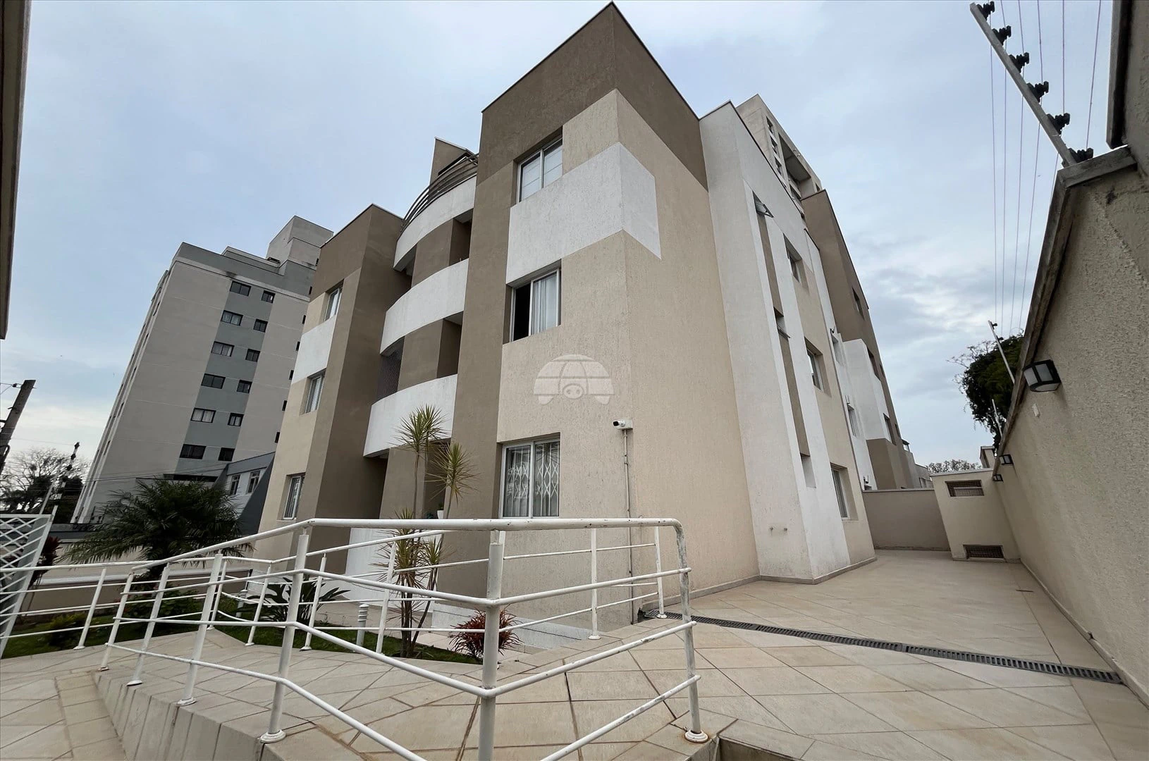 2-bedroom apartment with covered parking and 93 m² — photo 2