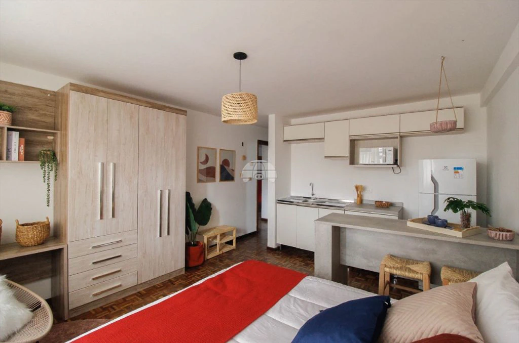 Studio, 24 m², with wood or laminate floors — photo 4