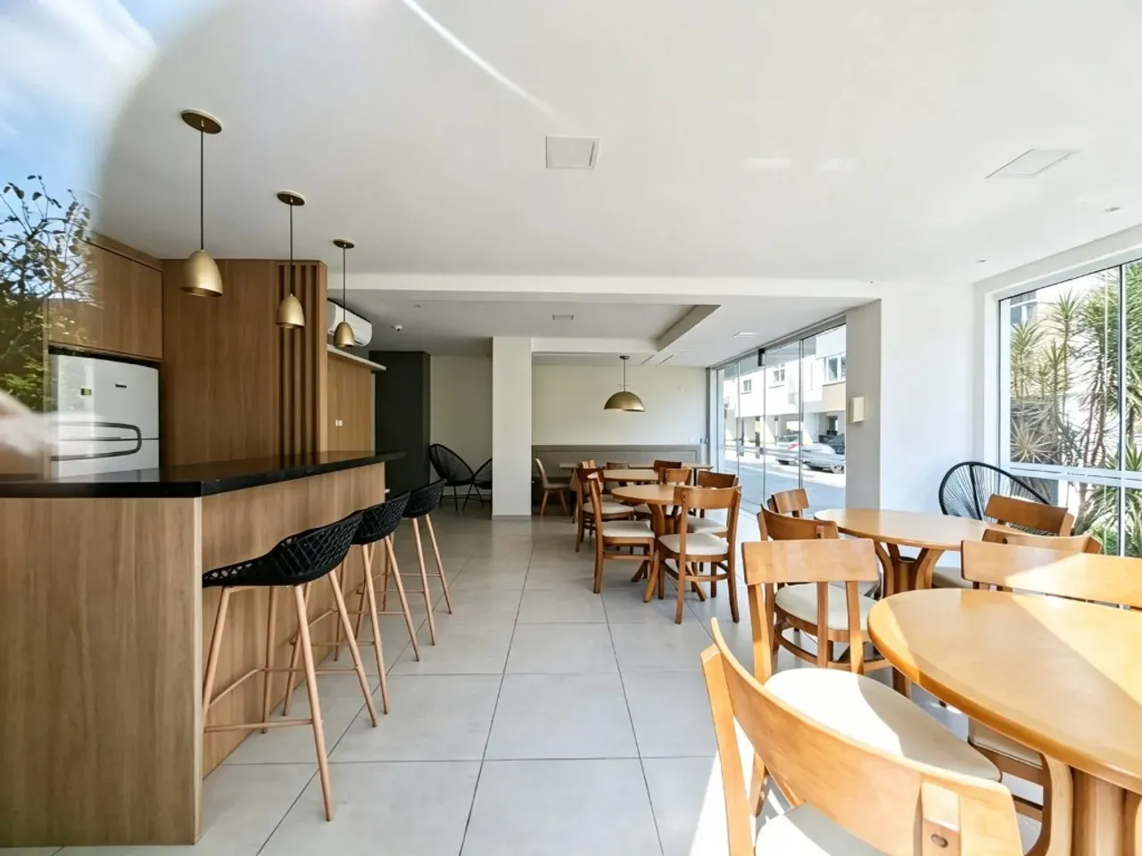 3-bedroom apartment with 2 parking spots and balcony — photo 14