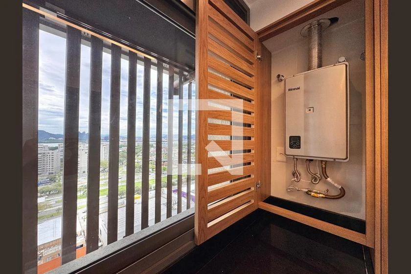Rental apartment with 3 en-suite bedrooms and 130 m² — photo 46