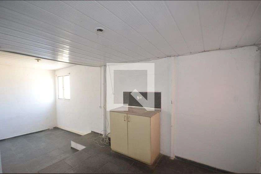 1-bedroom apartment with an electric shower — photo 8