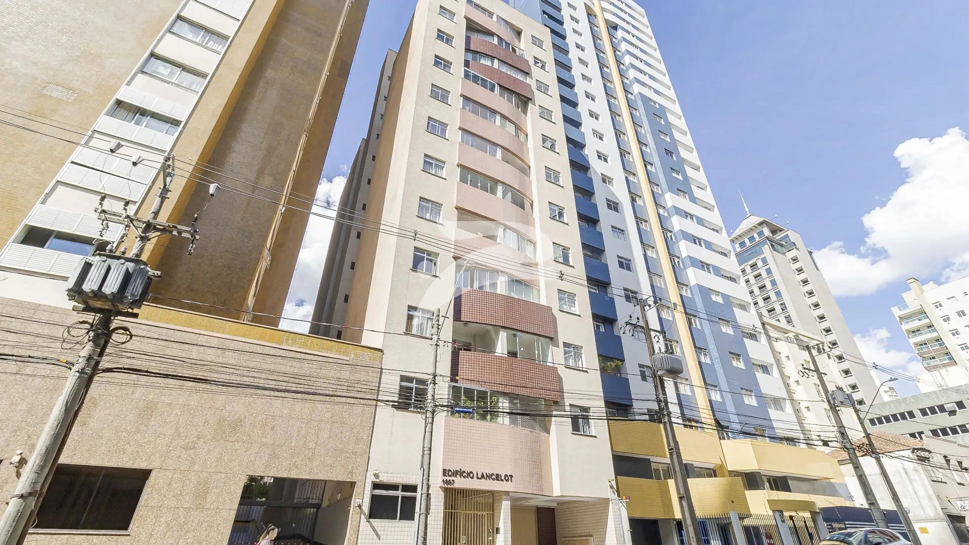 1-bedroom apartment with a balcony, 57 m² on the 11th — photo 5