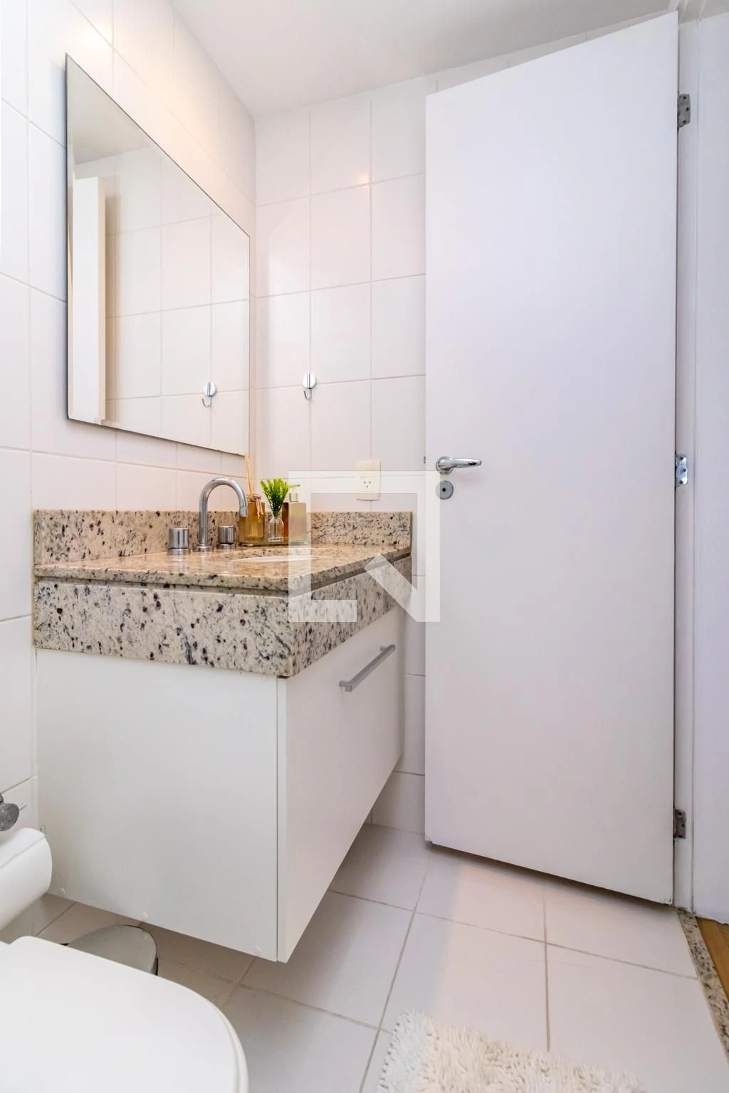 Apartamento mobiliado com 2 quartos, varanda e vaga — photo 47