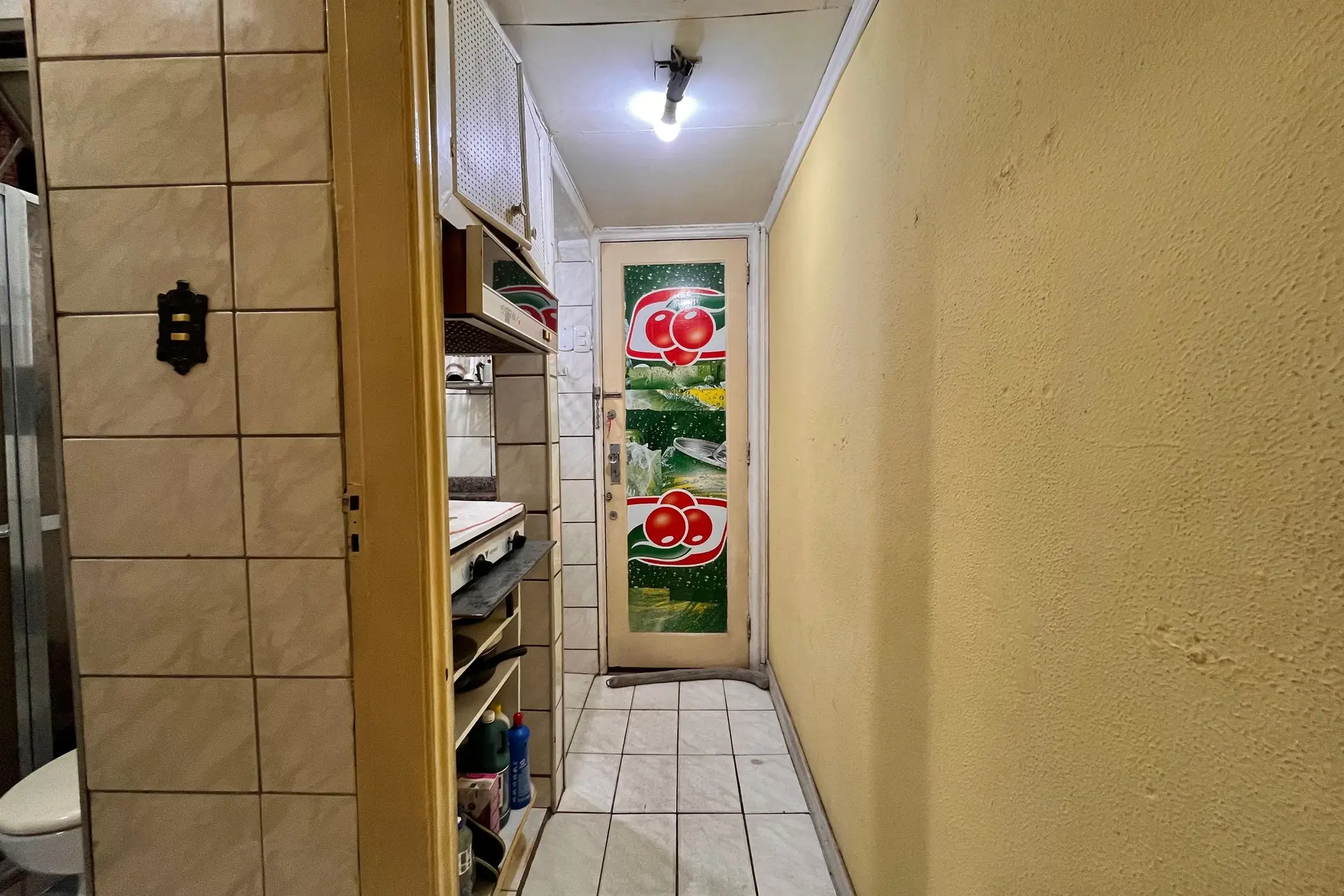 Дерев'яна підлога або ламінат та 1 спальня: квартира 31 м² — photo 8