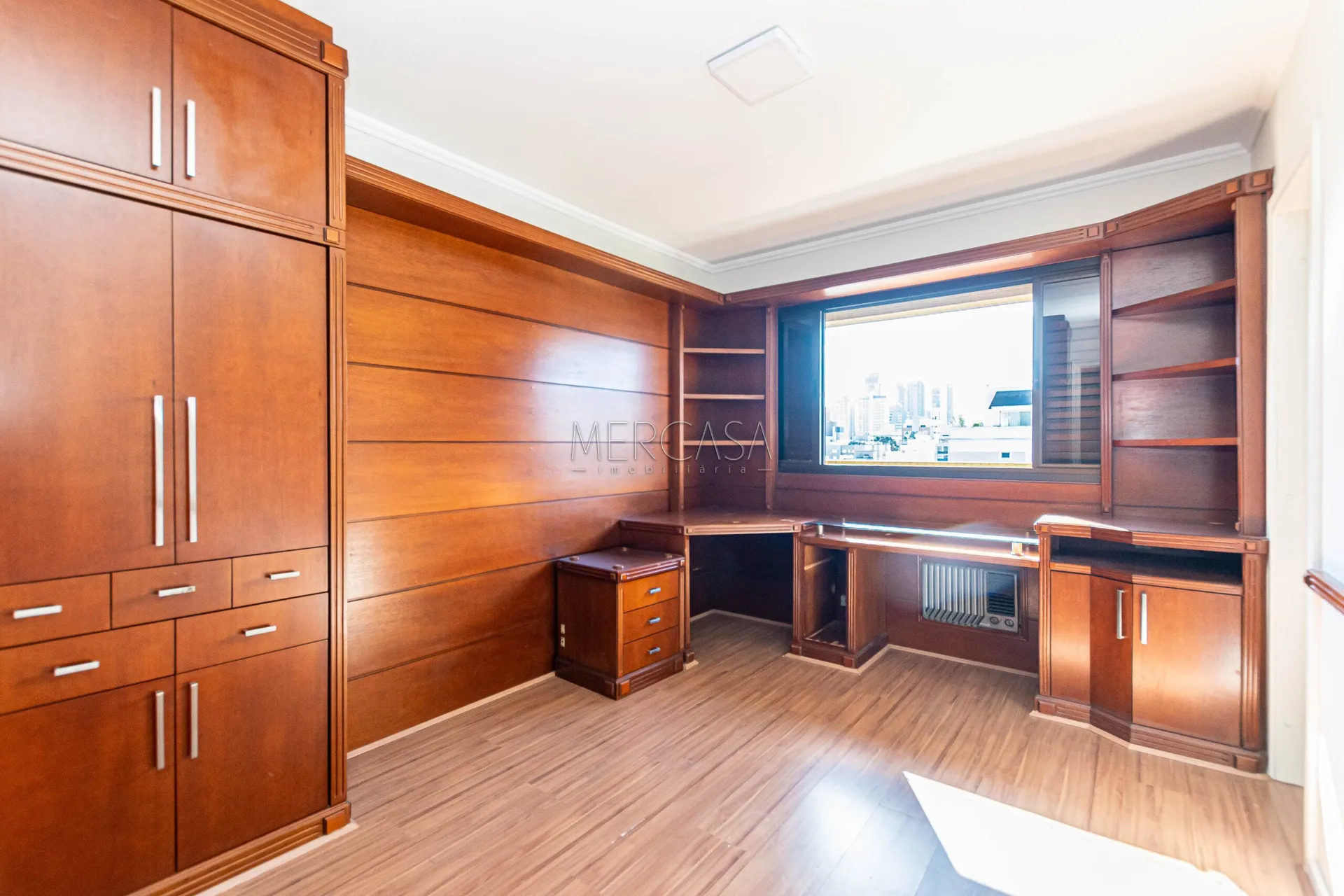 Apartamento com 3 quartos, 5 banheiros e 4 vagas — photo 27