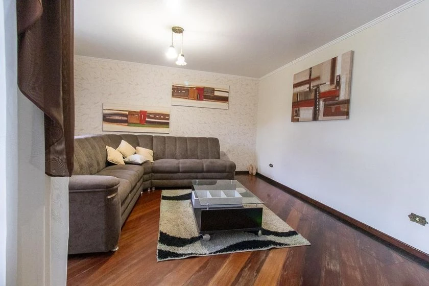 House for rent with 4 bedrooms and a private garden — photo 5