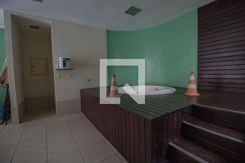 Furnished 2-bedroom apartment with balcony, 75 m² — photo 41