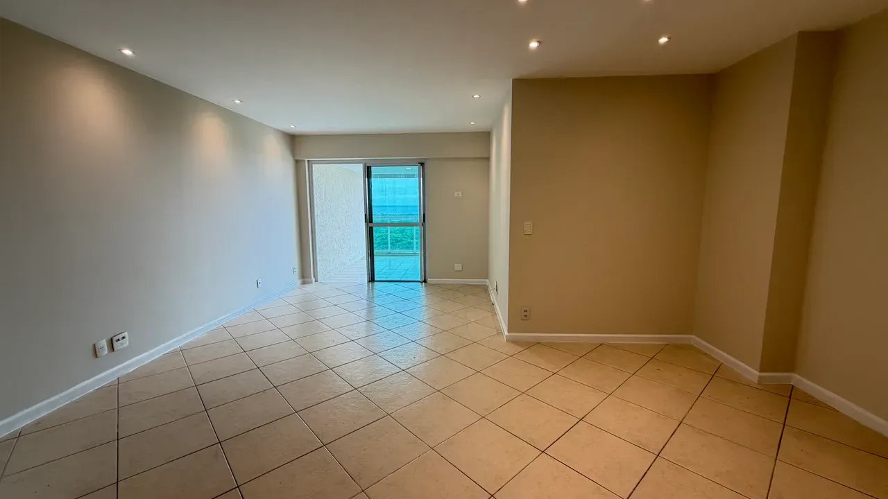 122 m² apartment with 3 bedrooms and garden views — photo 8