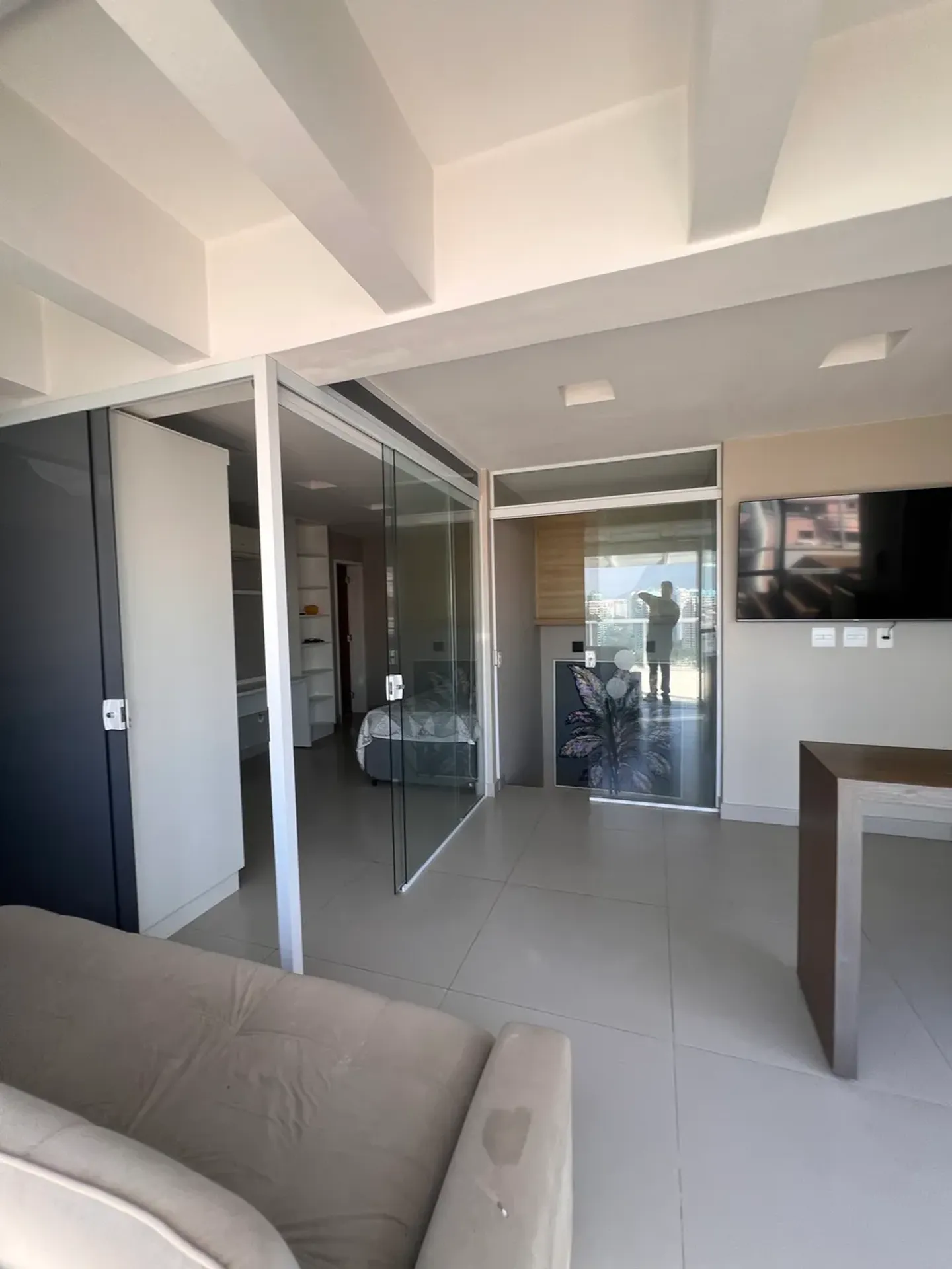 Apartment with 3 bedrooms and 5 bathrooms plus a terrace — photo 22