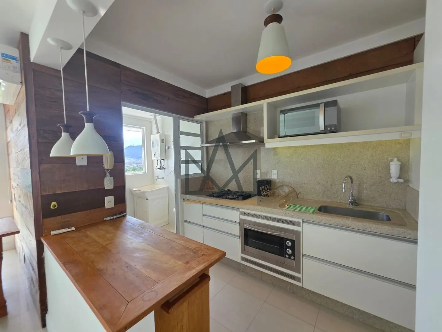 Квартира с 2 спальнями, suite и балконом, 77 м² — photo 16
