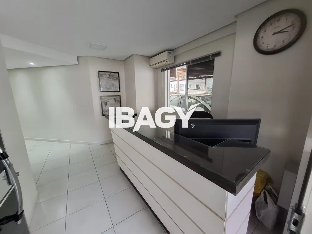Furnished 1-bedroom apartment with a balcony — photo 17