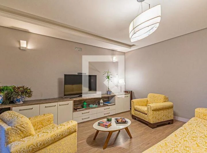 250 m² apartment with 3 bedrooms and open kitchen — photo 5