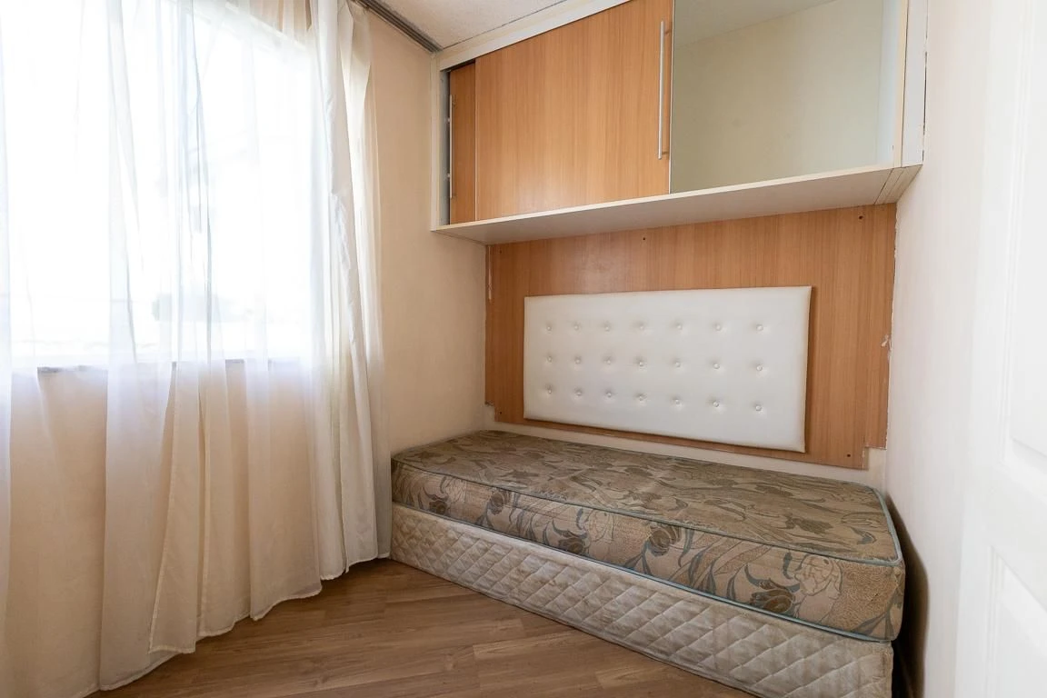 2-bedroom apartment with a home office in Curitiba — photo 21
