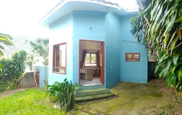 One-bedroom house with a fireplace in Florianópolis — photo 4