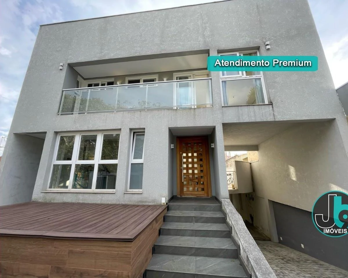 389 m² house with 4 bedrooms and an open-plan kitchen — photo 8
