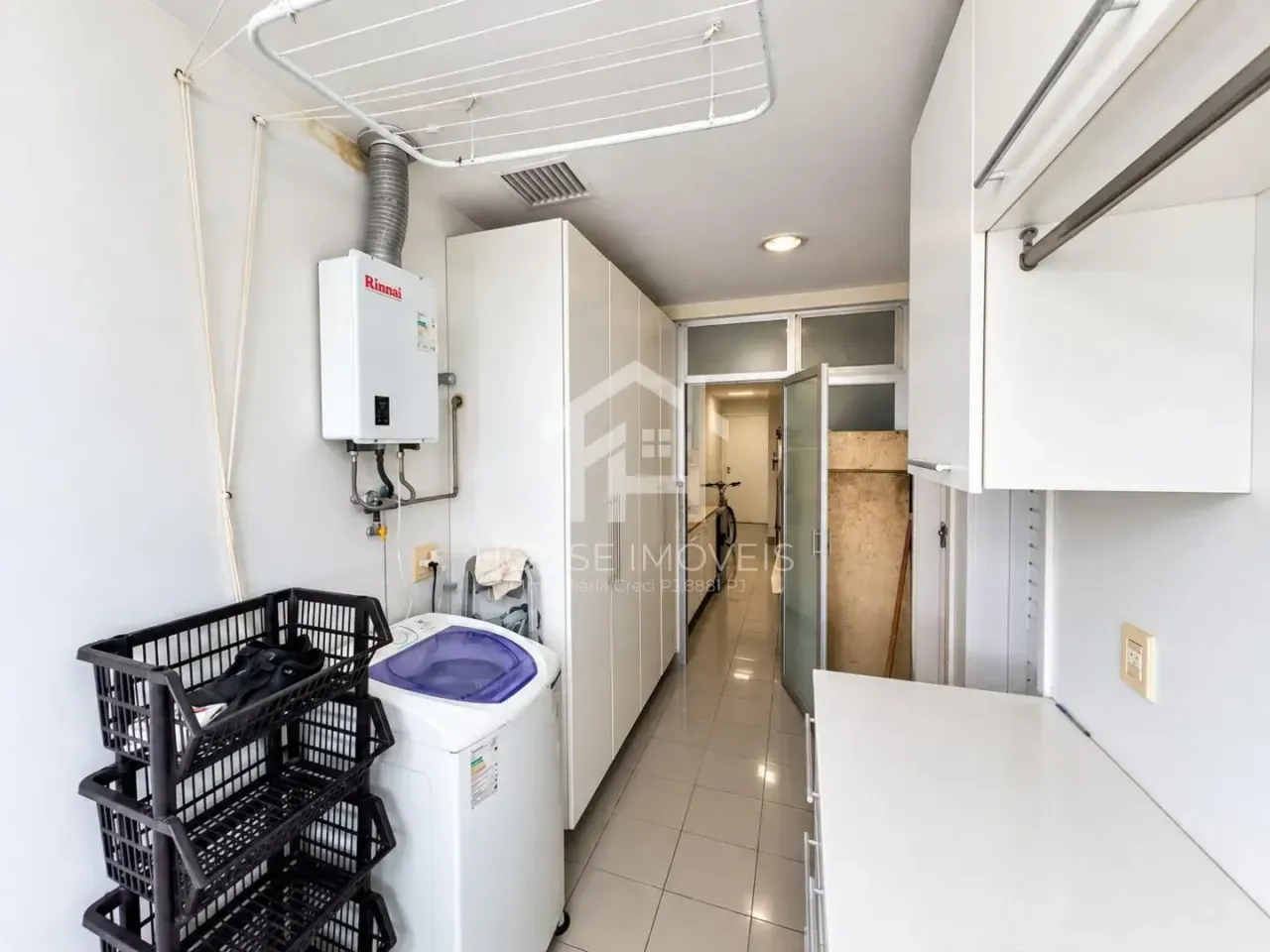 3-bedroom apartment with a water view in Rio de Janeiro — photo 7