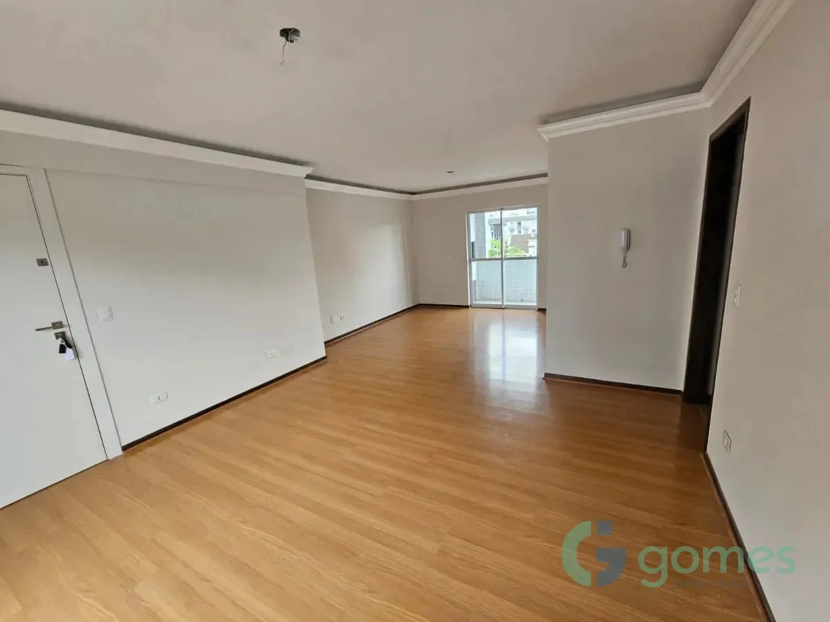 Departamento de 3 dormitorios con bañera en Curitiba — photo 10