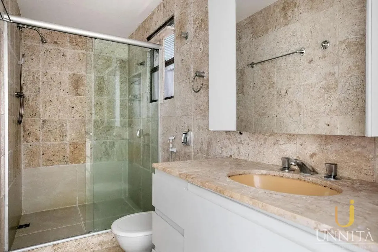 Furnished apartment with 3 bedrooms and 3 bathrooms — photo 12