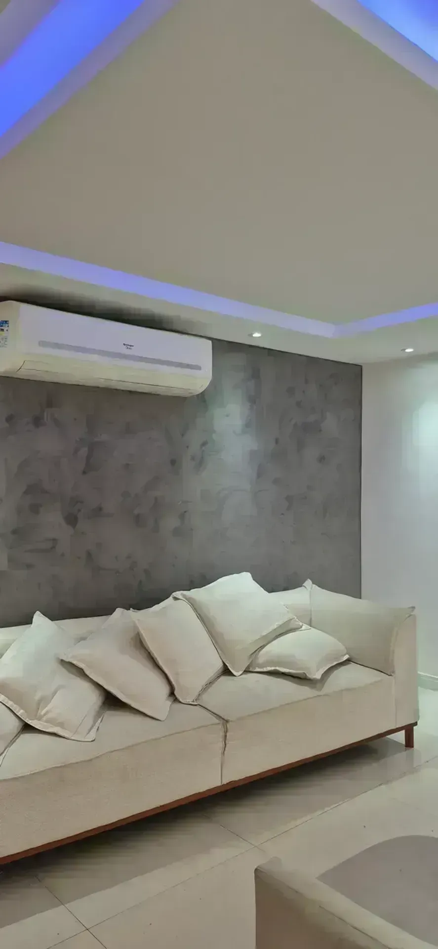 Furnished triplex house with 4 bedrooms and 5 baths — photo 50