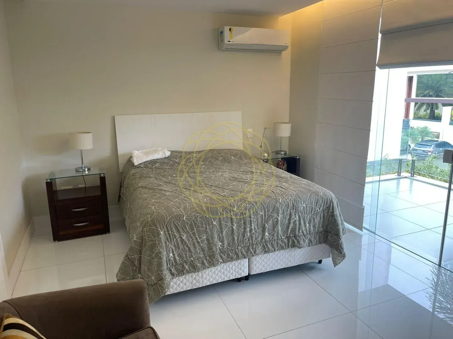 Triplex house with 5 bedrooms and 900 m² — photo 30