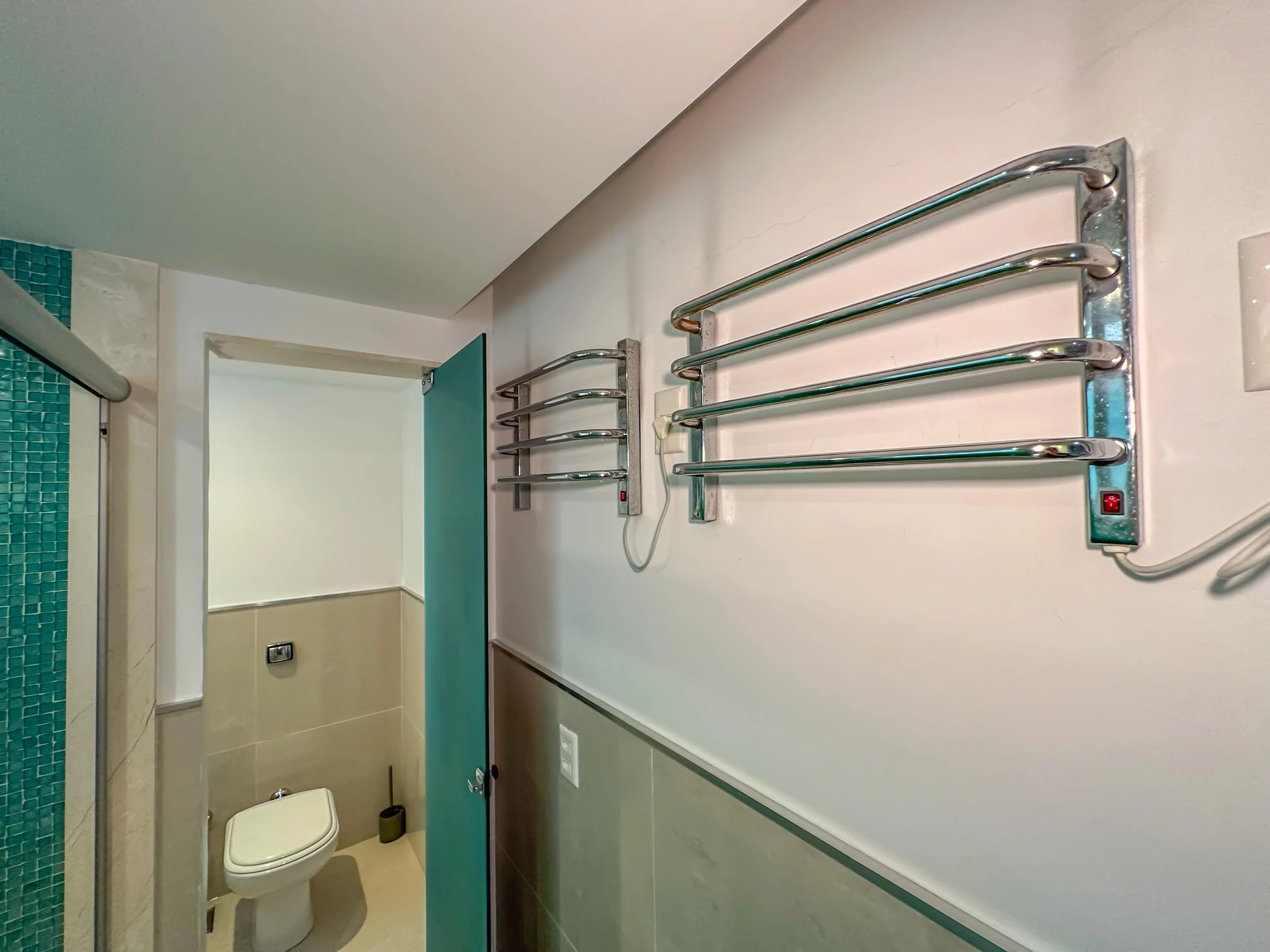 Apartment, 275 m², with a glass-enclosed balcony — photo 43