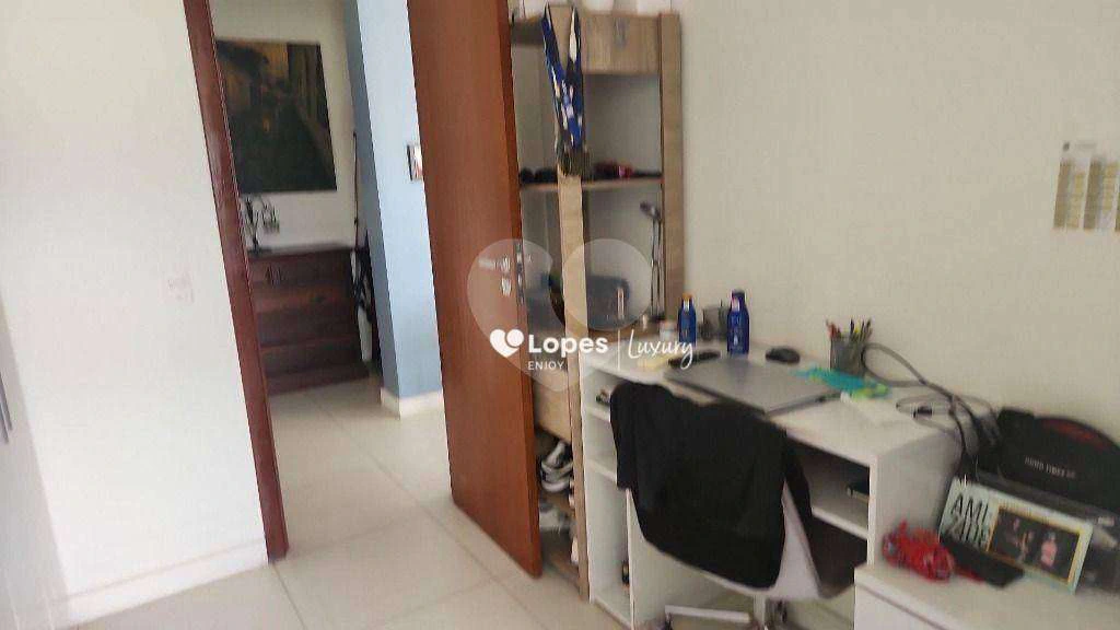 Furnished duplex penthouse with 3 parking spots and 203 m² — photo 15