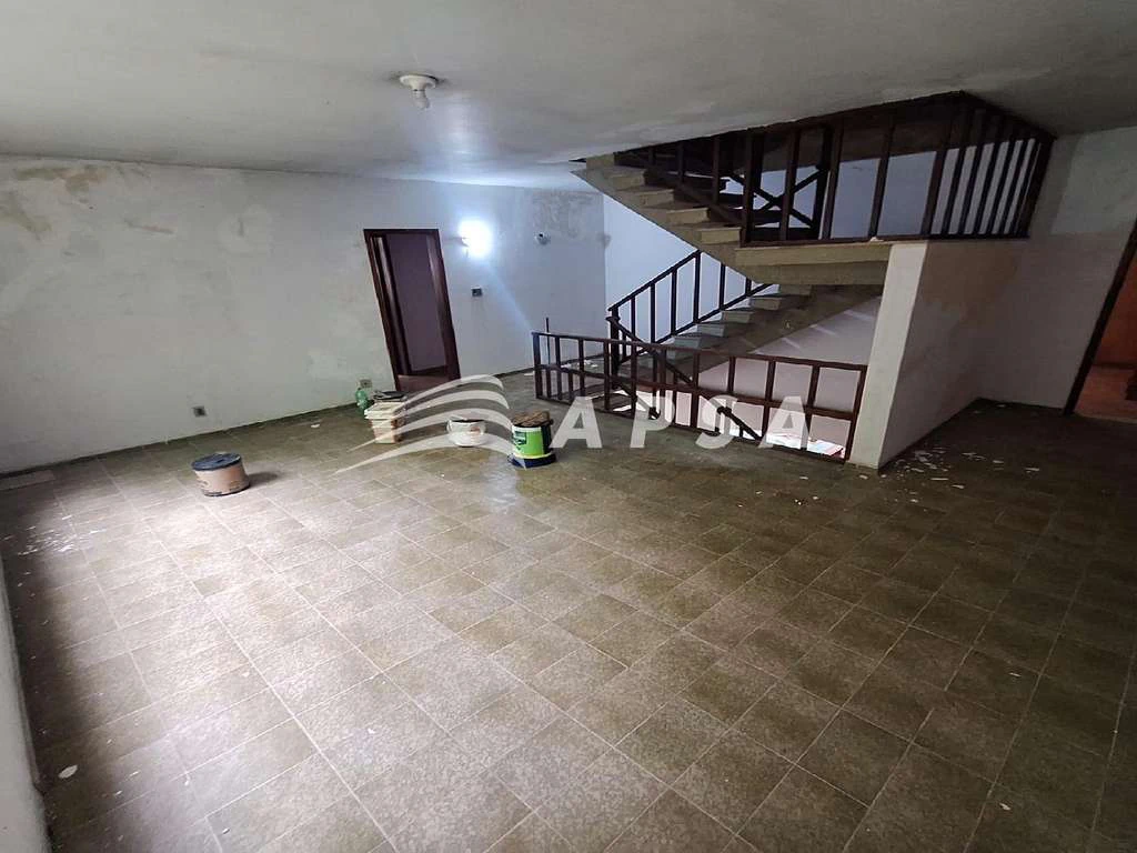 Casa sem mobília com 5 quartos e 625 m² construída — photo 14