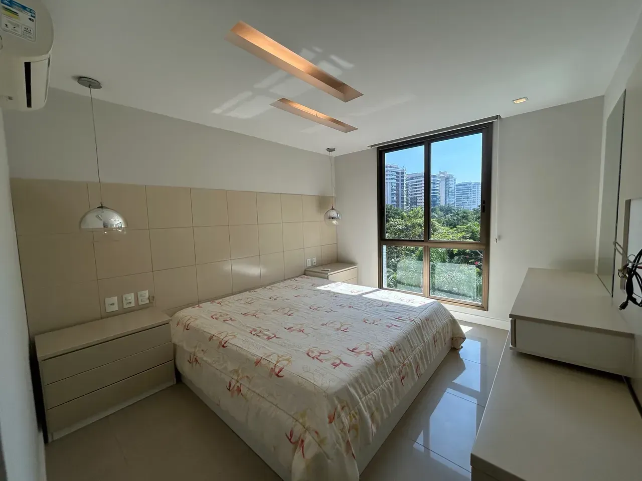 Apartamento de 233 m² com 4 quartos e cozinha americana — photo 3