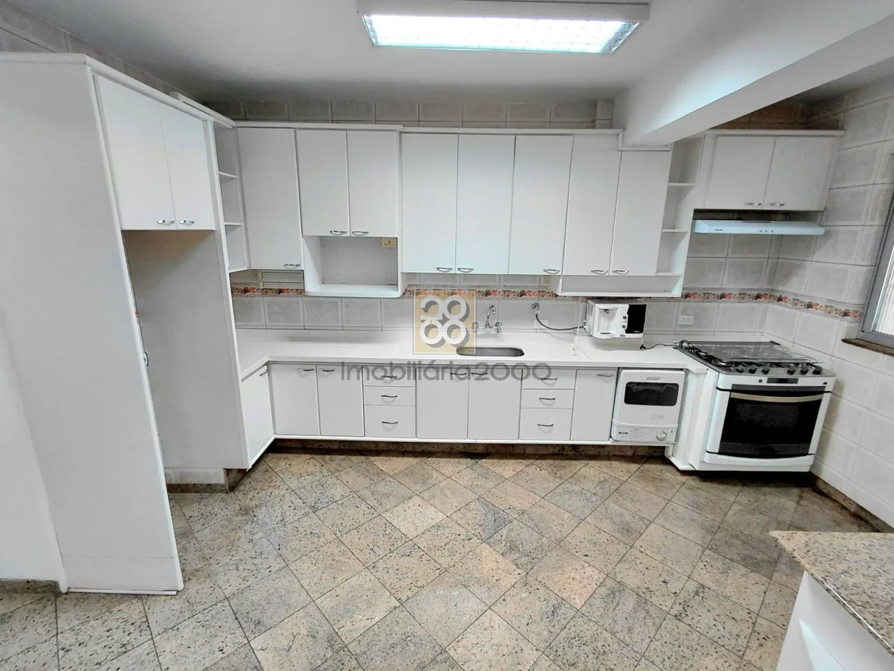 Квартира з 3 спальнями та робочим місцем — photo 6