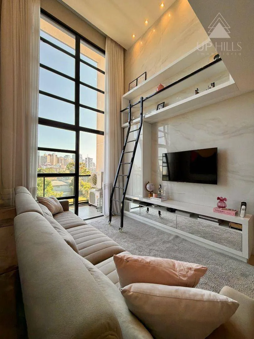 Apartment on the 4th floor with floor-to-ceiling windows — photo 10