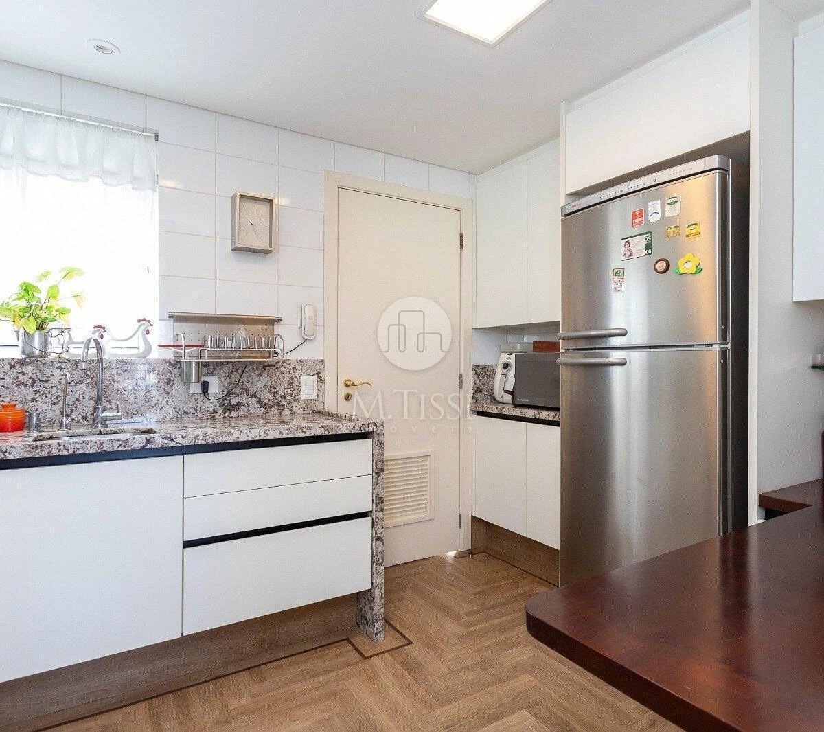 Furnished 3-bedroom apartment with 2 parking spots — photo 7