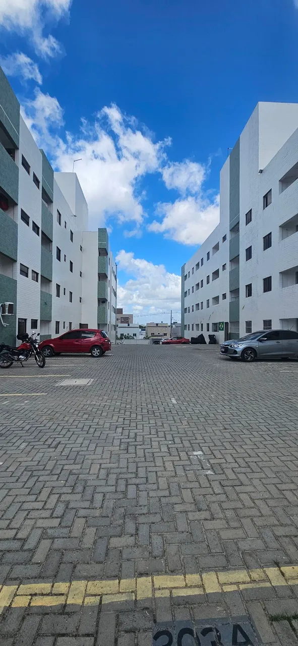 2-bedroom apartment in a building with a gym — photo 11