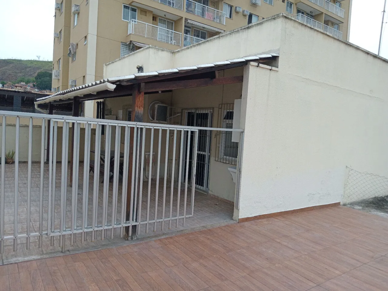 Furnished 2-bedroom apartment with a balcony — photo 8