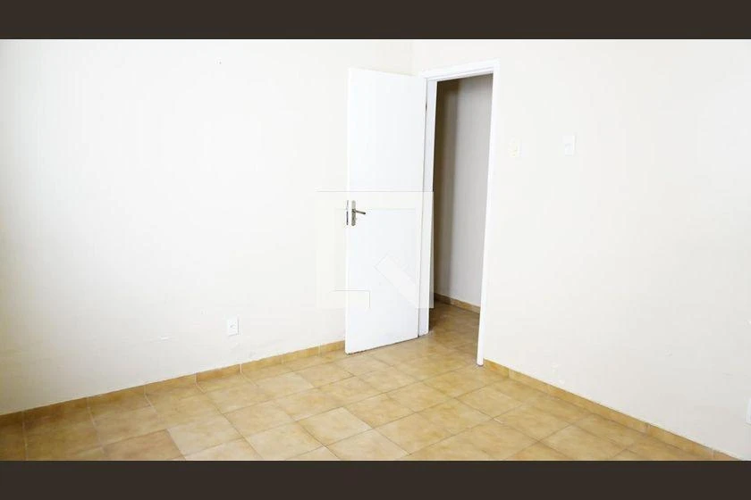 Rental house with 3 bedrooms, 480 m² and 2 parking spots — photo 43