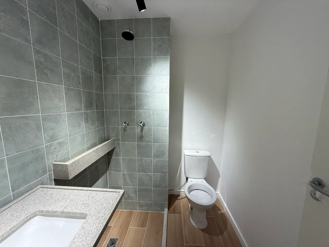 Apartment with 2 bedrooms, balcony and gas stove — photo 9