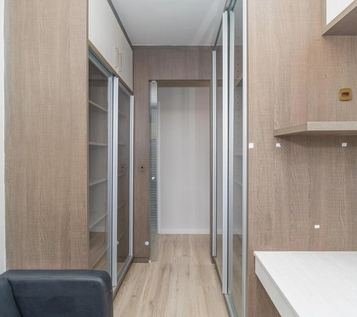 3-bedroom apartment with a home office in Curitiba — photo 7