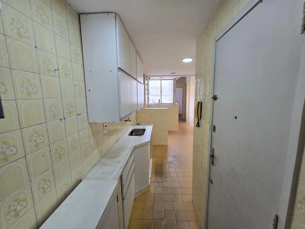 2-bedroom apartment with a washing machine in Rio de Janeiro — photo 18