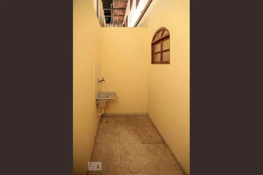 Unfurnished studio rental with 1 bedroom and 35 m² — photo 11