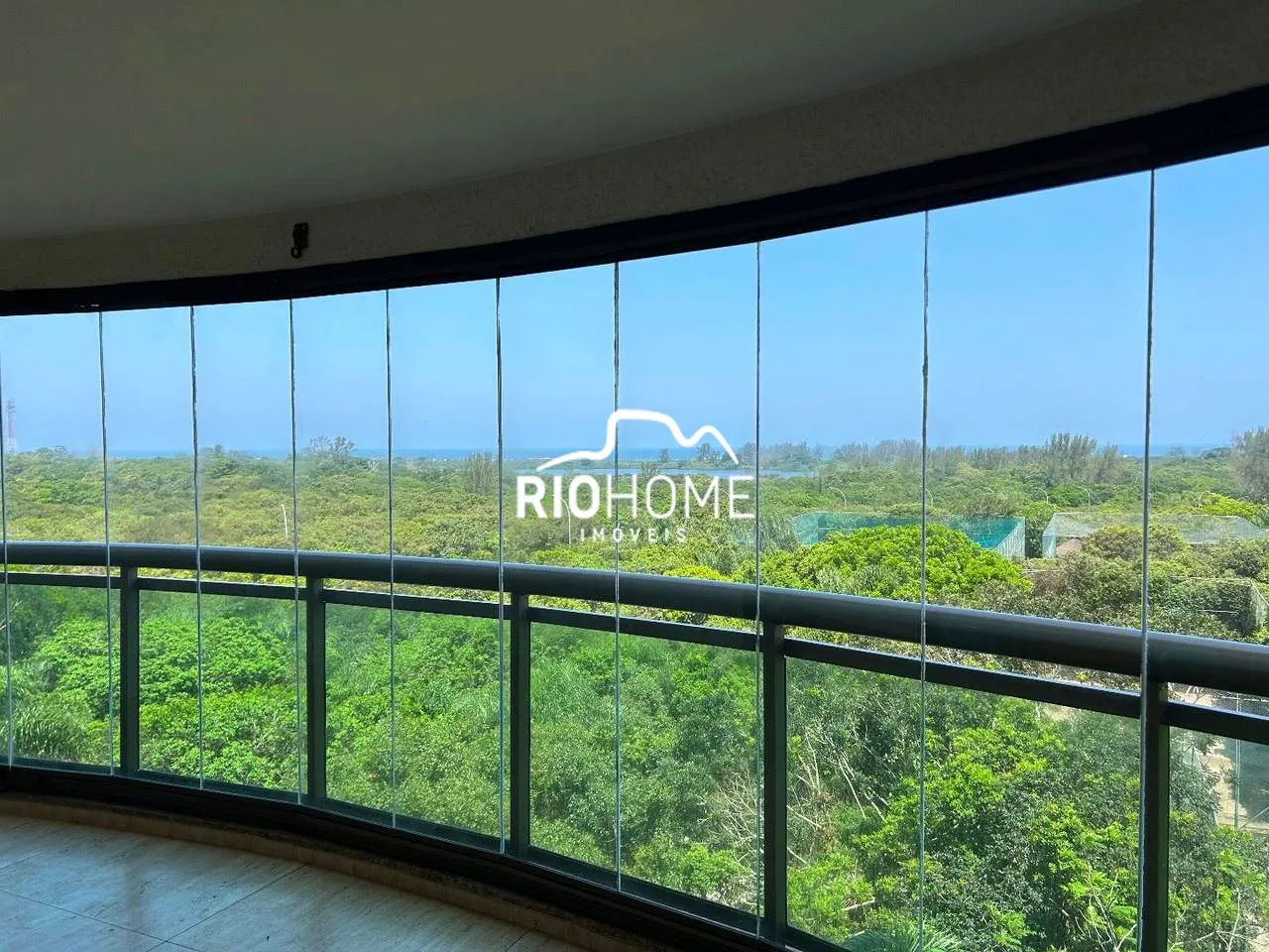 Apartment, 174 m², with a glass-enclosed balcony — photo 15