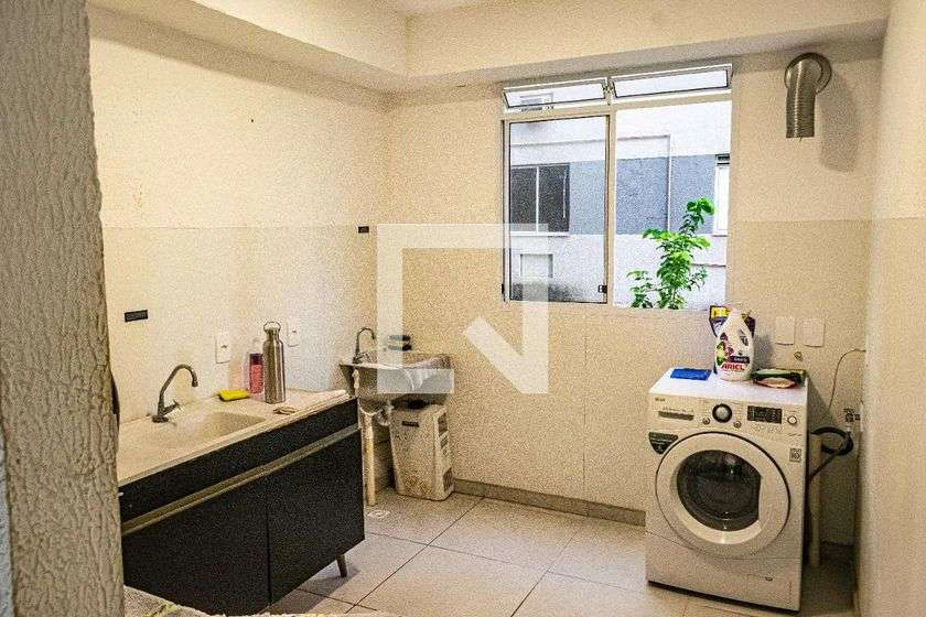 Apartamento de 1 quarto com área de serviço e 60 m² — photo 4