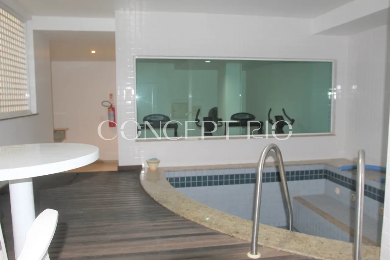 2-bedroom apartment with a private BBQ — photo 25