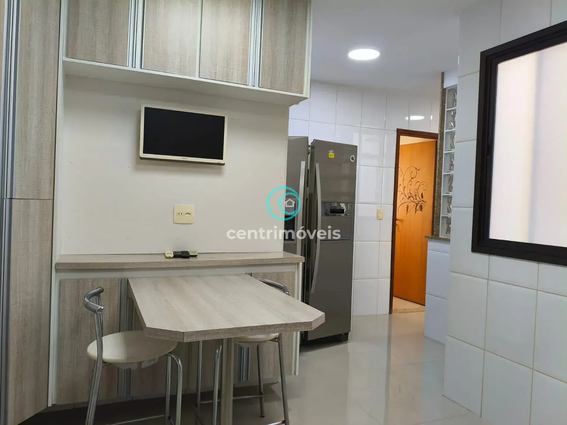 Apartamento mobiliado com 4 quartos e 3 banheiros — photo 7