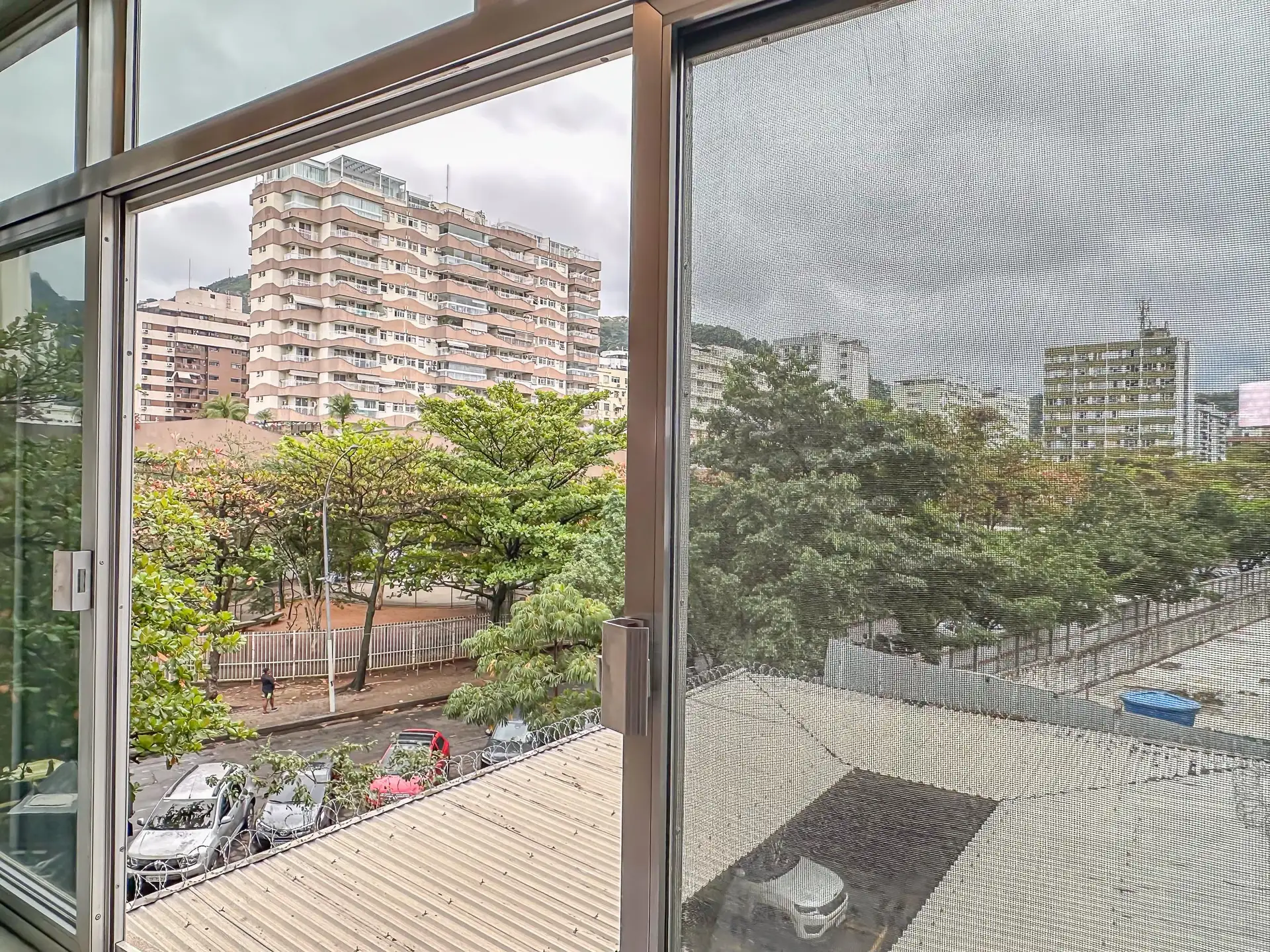 Apartamento mobiliado com 2 quartos e 1 banheiro — photo 26