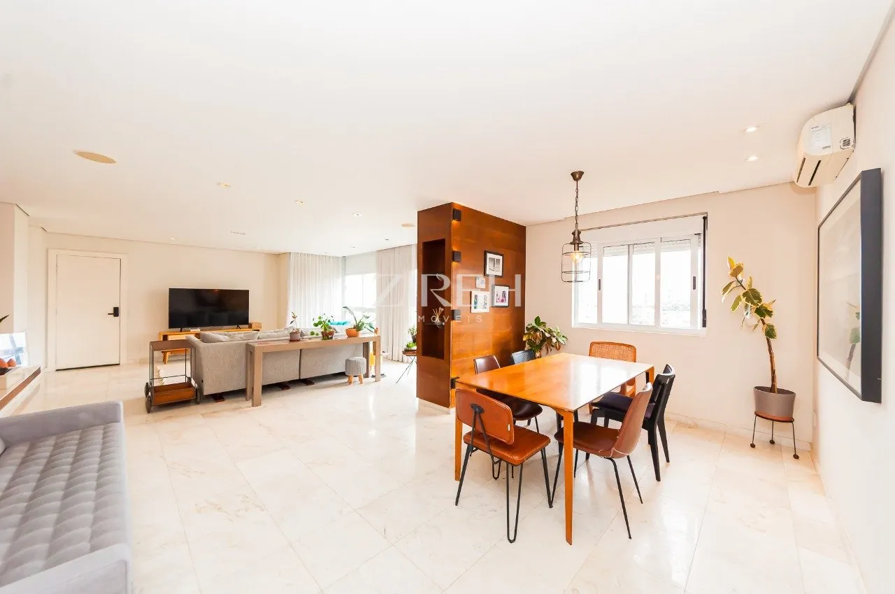 269 m² apartment with 2 bedrooms and an open-plan kitchen — photo 7