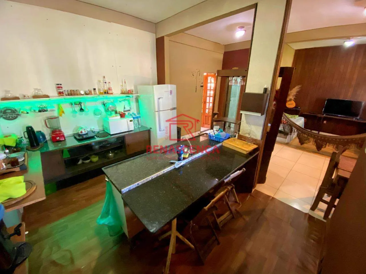 Furnished duplex house with an open-plan gas kitchen — photo 20