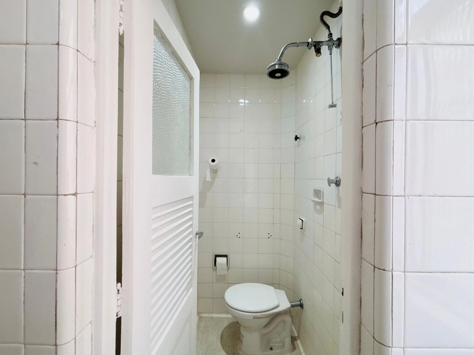 Apartment, 92 m², with wood or laminate floors — photo 23