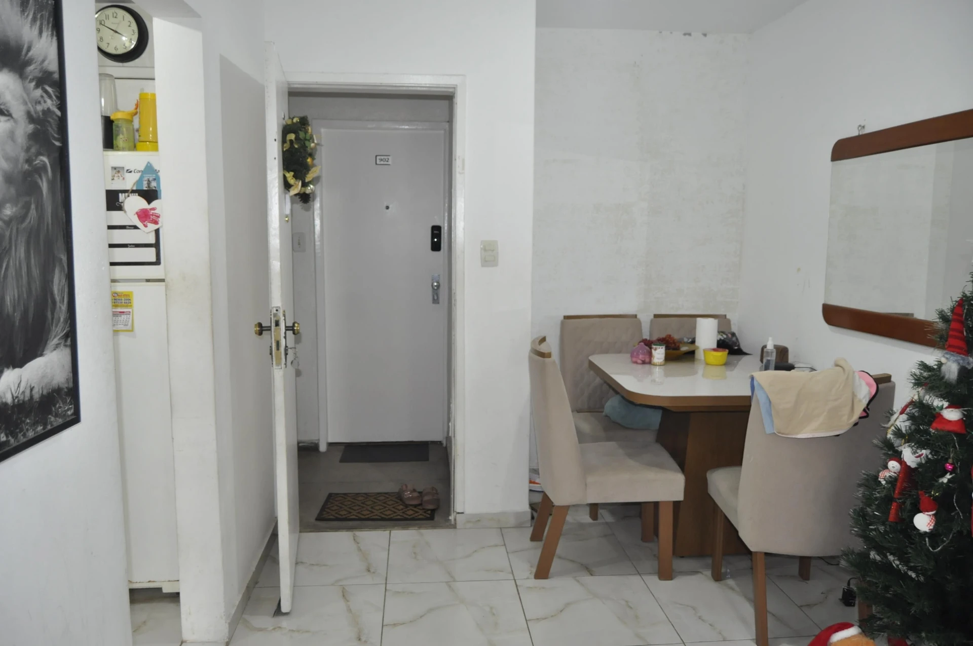 Furnished 2-bedroom apartment with private garden and 1 bath — photo 26