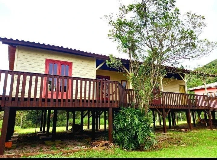 House with balcony, 2 bedrooms and 6 parking spaces — photo 3