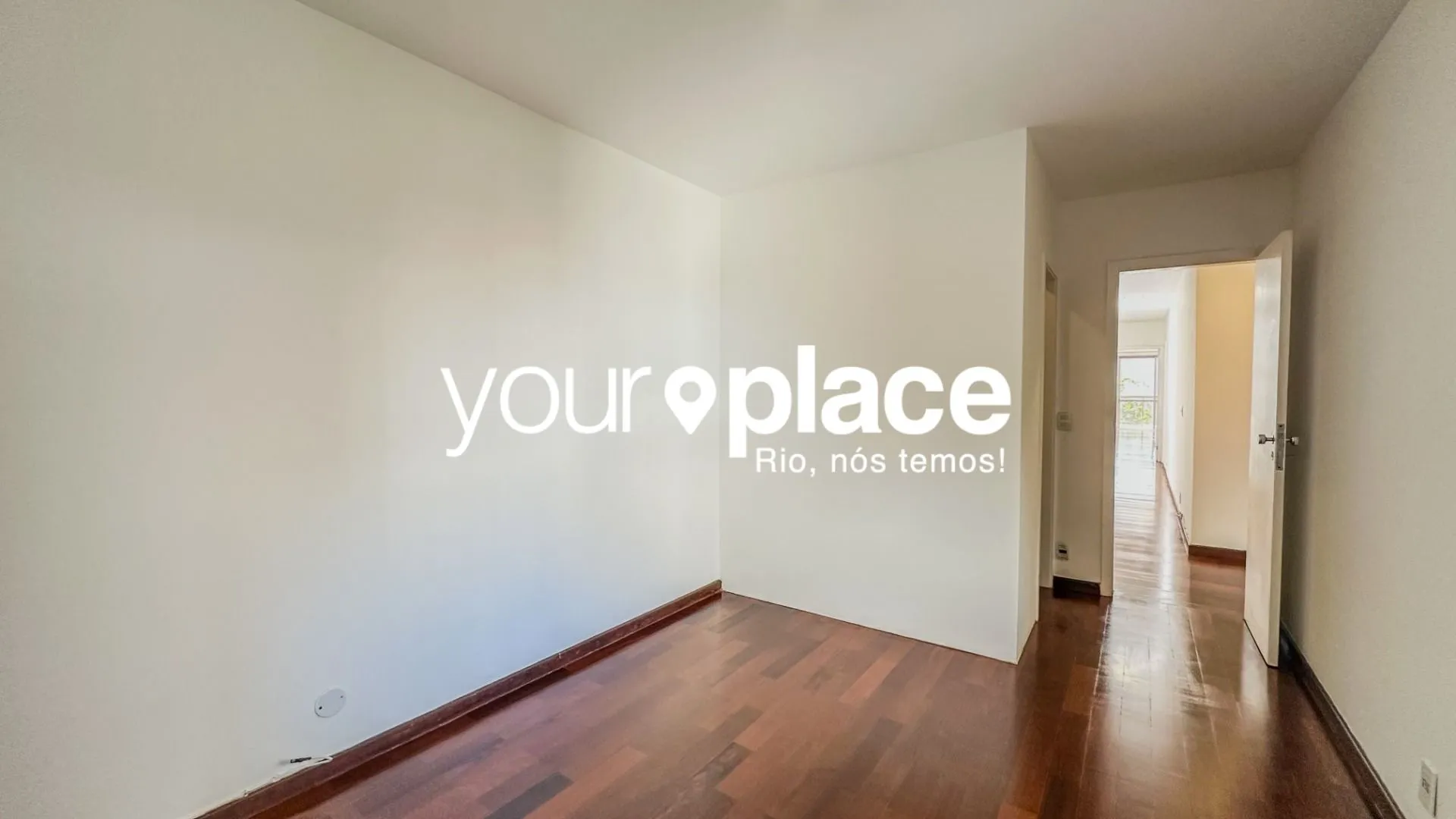 Apartment, 180 m², with a glass-enclosed balcony — photo 8